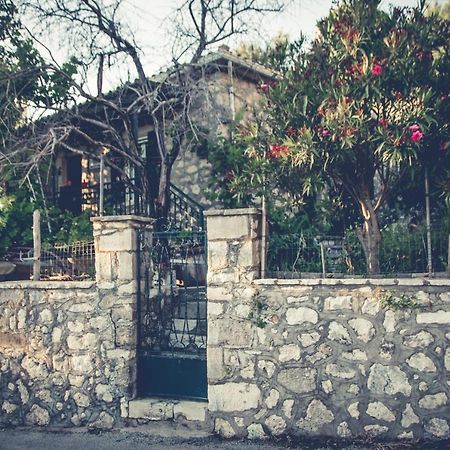 Traditional Guesthouses Xenofon Drymon Exterior photo